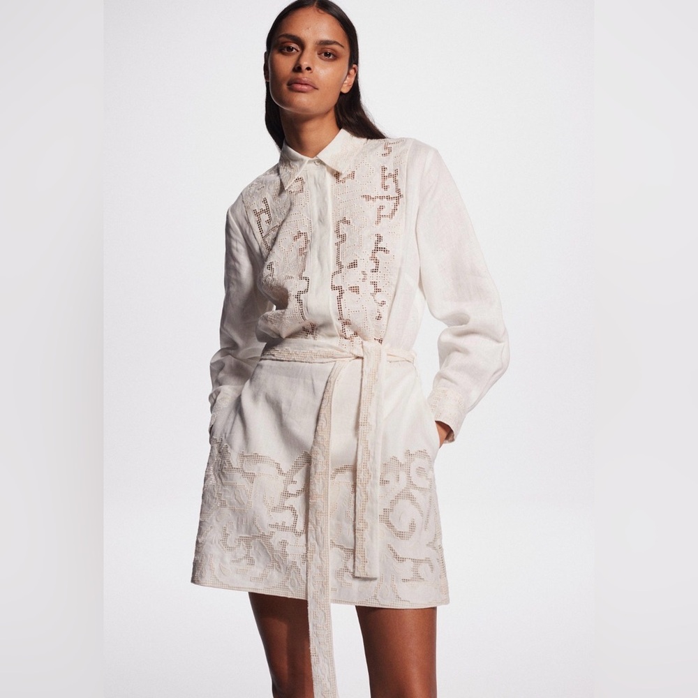 NWT Alémais Pegasus Embroidered Mini Dress. Size M. Ivory.